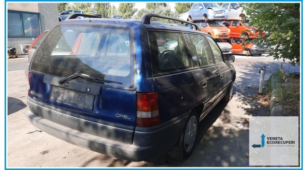 OPEL ASTRA T92 del 1992 parti usate e ricambi - Tipo Motore C14SE