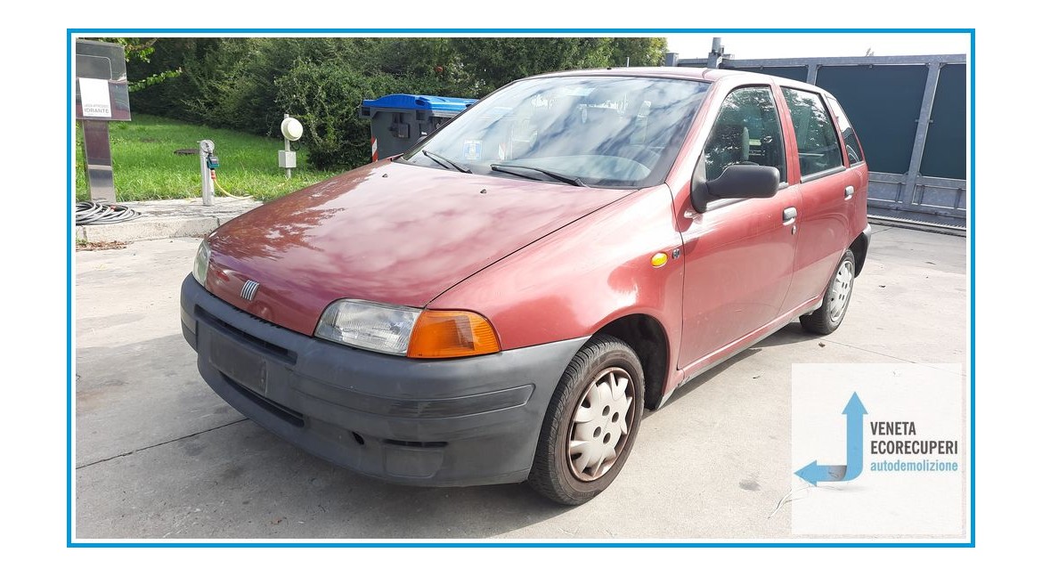 FIAT PUNTO 1a Serie  del 1998 parti usate e ricambi