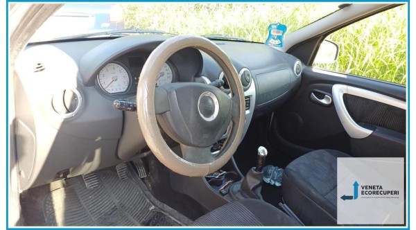 DACIA LOGAN  del 2010 parti usate e ricambi - Tipo Motore K7MF7