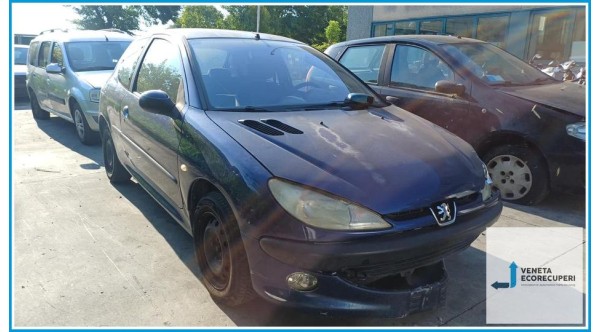 PEUGEOT 206  del 2002 parti usate e ricambi - Tipo Motore HFX