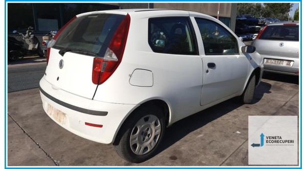 FIAT PUNTO 2U del 2005 parti usate e ricambi - Tipo Motore 188A4000
