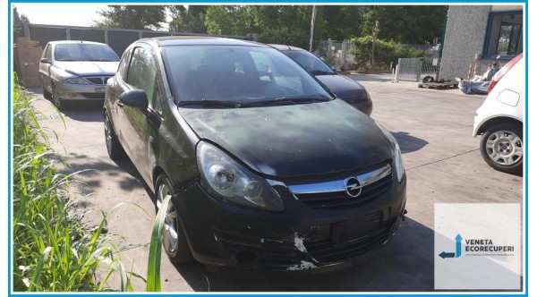 OPEL CORSA S07 del 2009 parti usate e ricambi - Tipo Motore Z13DTJ