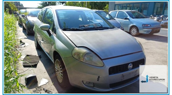 FIAT GRANDE PUNTO 2Y del 2005 parti usate e ricambi - Tipo Motore 199A2000