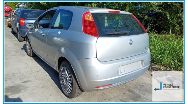 FIAT GRANDE PUNTO 2Y del 2005 parti usate e ricambi - Tipo Motore 199A2000