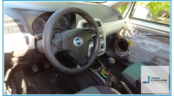 FIAT GRANDE PUNTO 2Y del 2005 parti usate e ricambi - Tipo Motore 199A2000