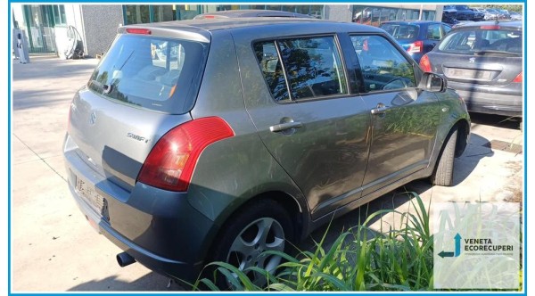 SUZUKI SWIFT  del 2006 parti usate e ricambi - Tipo Motore M13A