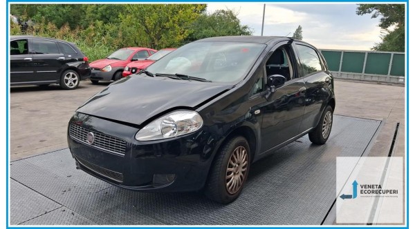 FIAT GRANDE PUNTO 4C del 2009 parti usate e ricambi - Tipo Motore 350A1000