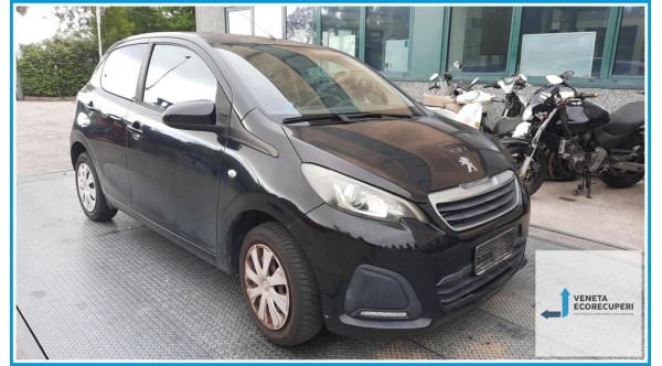 PEUGEOT 108  del 2014 parti usate e ricambi - Tipo Motore 1KR