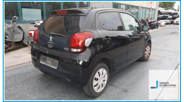 PEUGEOT 108  del 2014 parti usate e ricambi - Tipo Motore 1KR
