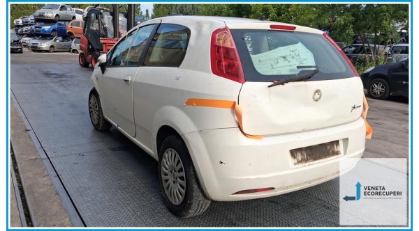FIAT GRANDE PUNTO 4C del 2009 parti usate e ricambi - Tipo Motore 350A1000