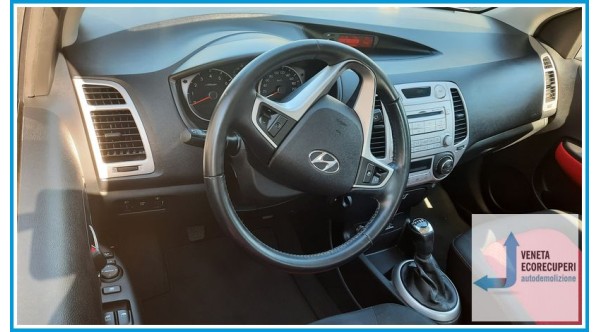 HYUNDAI i20  del 2009 parti usate e ricambi