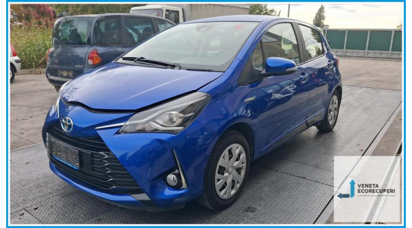 TOYOTA YARIS  del 2017 parti usate e ricambi - Tipo Motore 1NZFXE