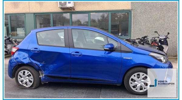 TOYOTA YARIS  del 2017 parti usate e ricambi - Tipo Motore 1NZFXE