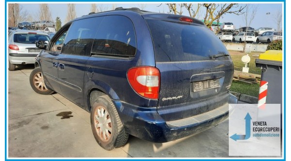 CHRYSLER VOYAGER/GRAND VOYAGER  del 2003 parti usate e ricambi