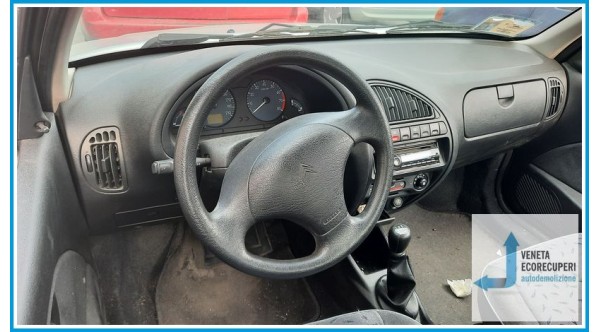 CITROEN SAXO  del 2003 parti usate e ricambi