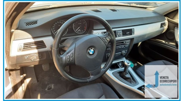BMW Serie 3 E90/E91 del 2007 parti usate e ricambi