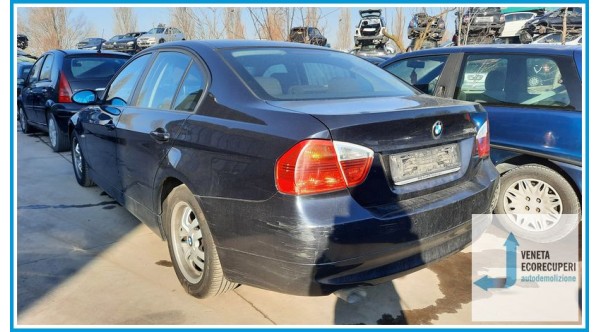 BMW Serie 3 E90/E91 del 2006 parti usate e ricambi