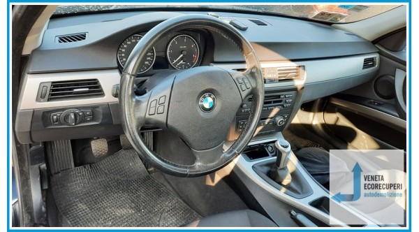 BMW Serie 3 E90/E91 del 2006 parti usate e ricambi