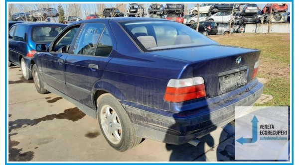 BMW Serie 3 E36 del 1996 parti usate e ricambi