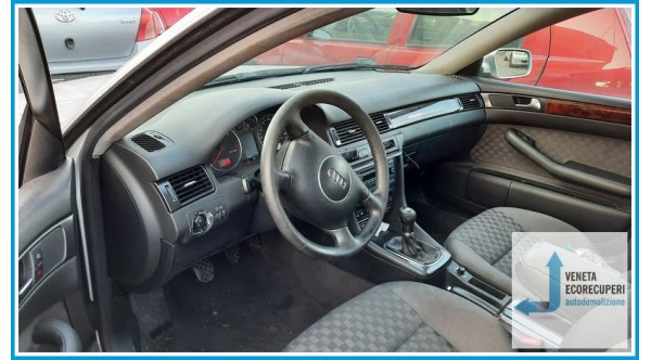 AUDI A6 4B del 2002 parti usate e ricambi