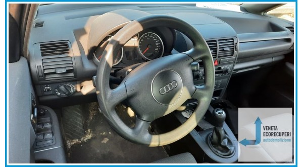 AUDI A2 8Z del 2004 parti usate e ricambi