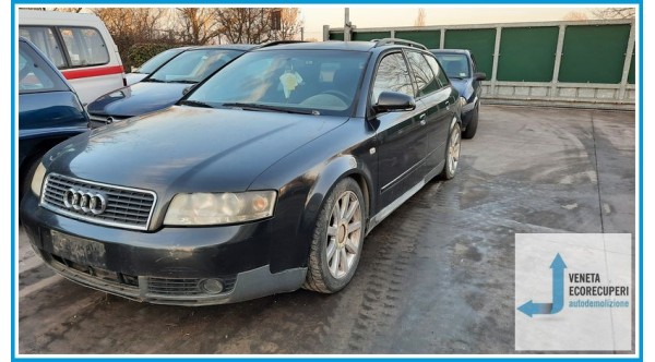 AUDI A4 8E del 2002 parti usate e ricambi