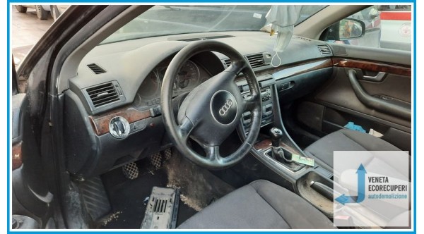 AUDI A4 8E del 2002 parti usate e ricambi