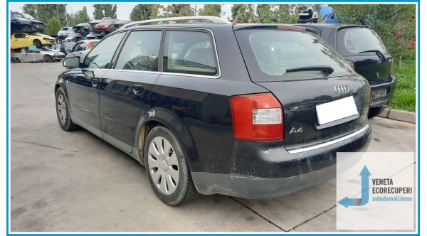 AUDI A4 8E del 2004 parti usate e ricambi