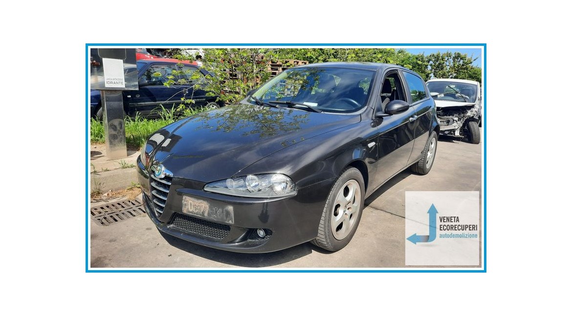 ALFA ROMEO 147 W8 del 2006 parti usate e ricambi