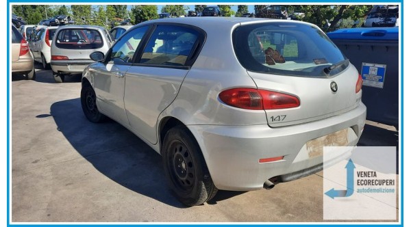 ALFA ROMEO 147 W8 del 2006 parti usate e ricambi