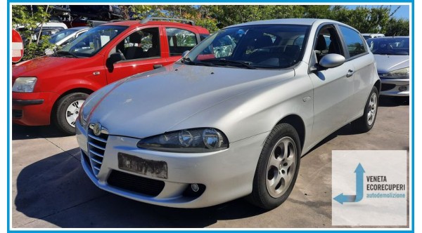 ALFA ROMEO 147 W8 del 2006 parti usate e ricambi