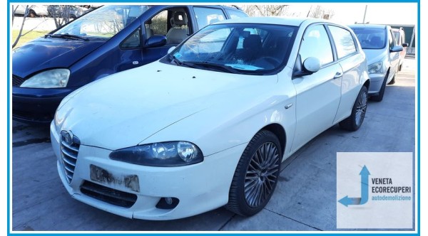 ALFA ROMEO 147 W8 del 2008 parti usate e ricambi