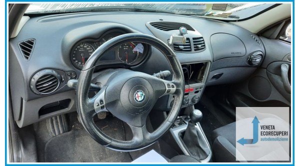 ALFA ROMEO 147 W8 del 2008 parti usate e ricambi