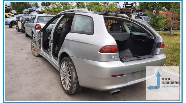 ALFA ROMEO 156 X1 del 2004 parti usate e ricambi