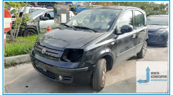 FIAT PANDA 3U del 2010 parti usate e ricambi