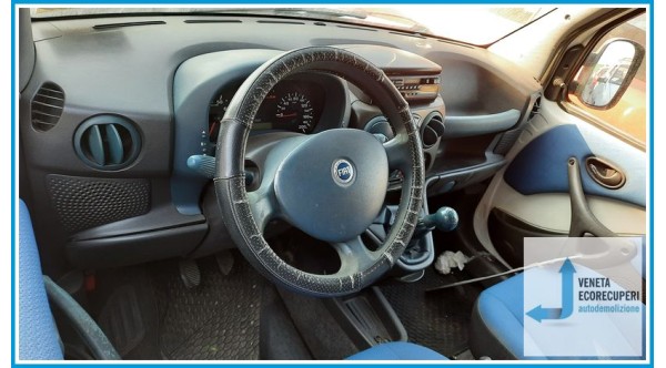 FIAT DOBLO' CARGO 1W del 2001 parti usate e ricambi