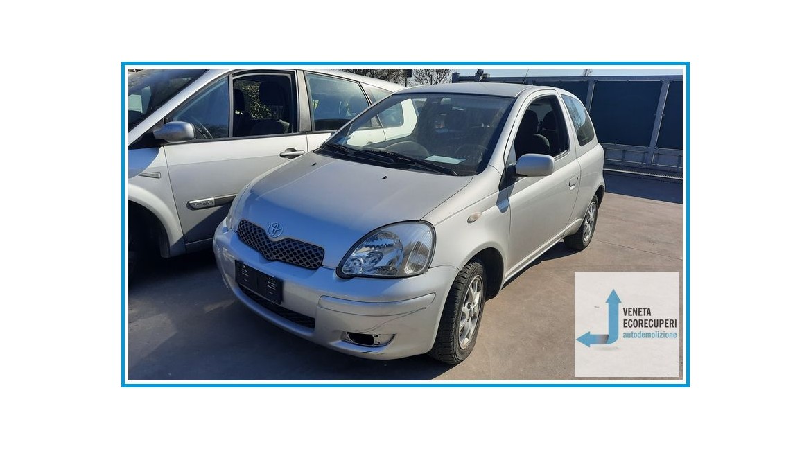 TOYOTA YARIS FRP del 2005 parti usate e ricambi