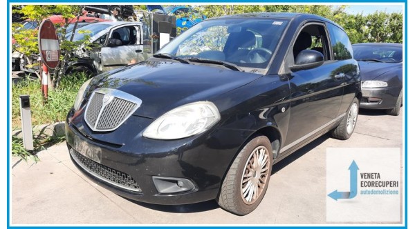 LANCIA YPSILON TI del 2010 parti usate e ricambi