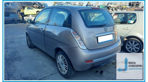 LANCIA YPSILON TI del 2009 parti usate e ricambi