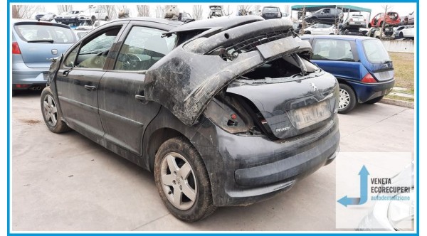 PEUGEOT 207  del 2009 parti usate e ricambi