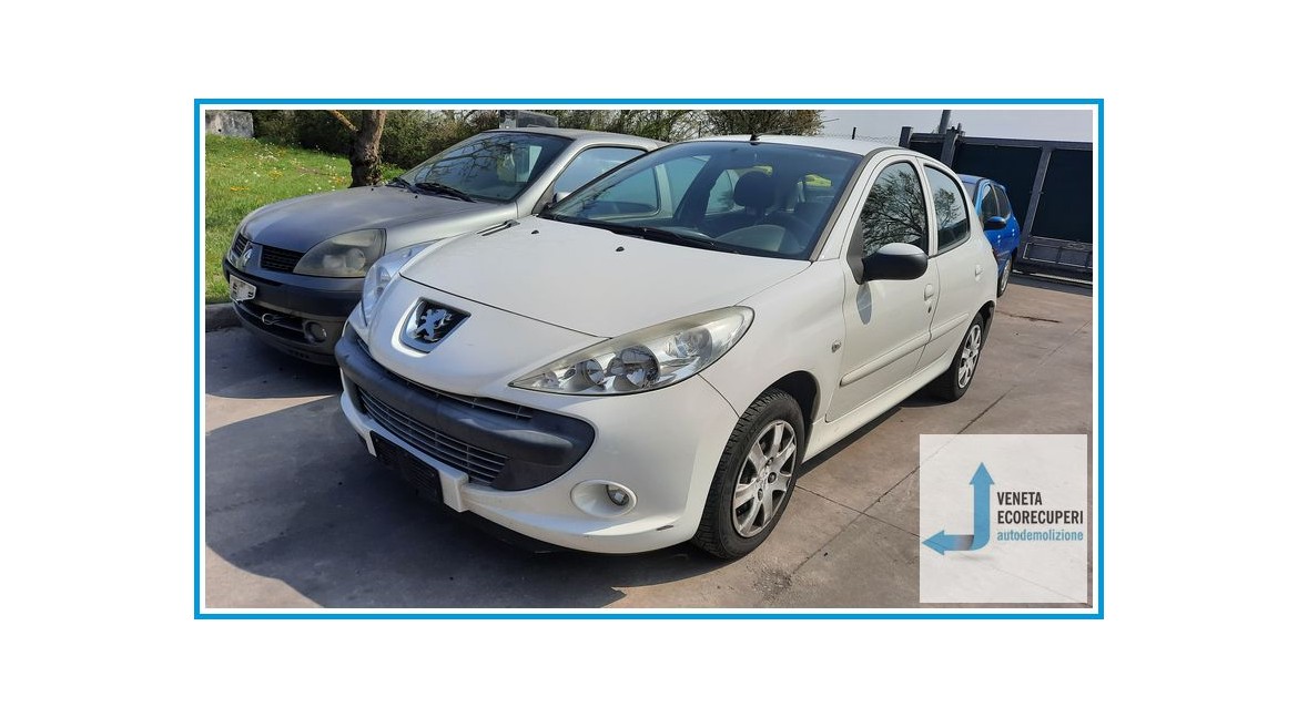PEUGEOT 206 Plus  del 2012 parti usate e ricambi