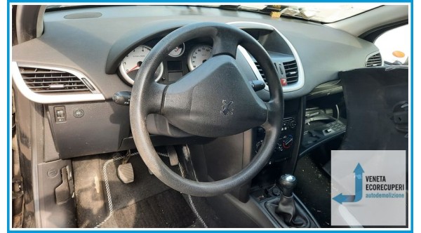 PEUGEOT 207  del 2009 parti usate e ricambi
