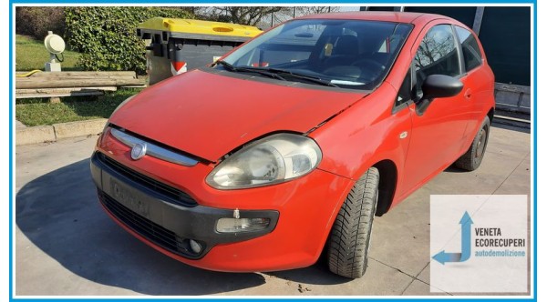 FIAT PUNTO EVO 3J del 2010 parti usate e ricambi