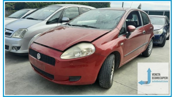 FIAT GRANDE PUNTO 4C del 2008 parti usate e ricambi
