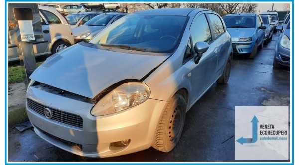 FIAT GRANDE PUNTO 4C del 2009 parti usate e ricambi