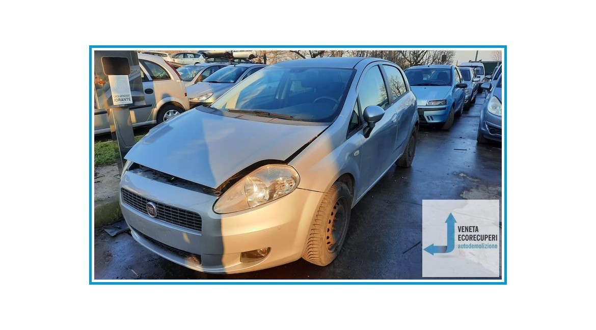 FIAT GRANDE PUNTO 4C del 2009 parti usate e ricambi