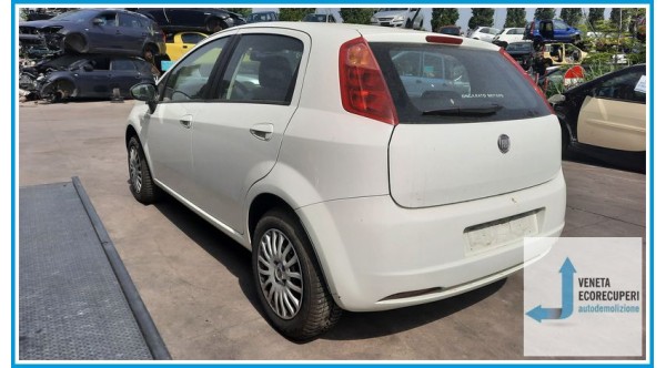 FIAT GRANDE PUNTO 4C del 2009 parti usate e ricambi