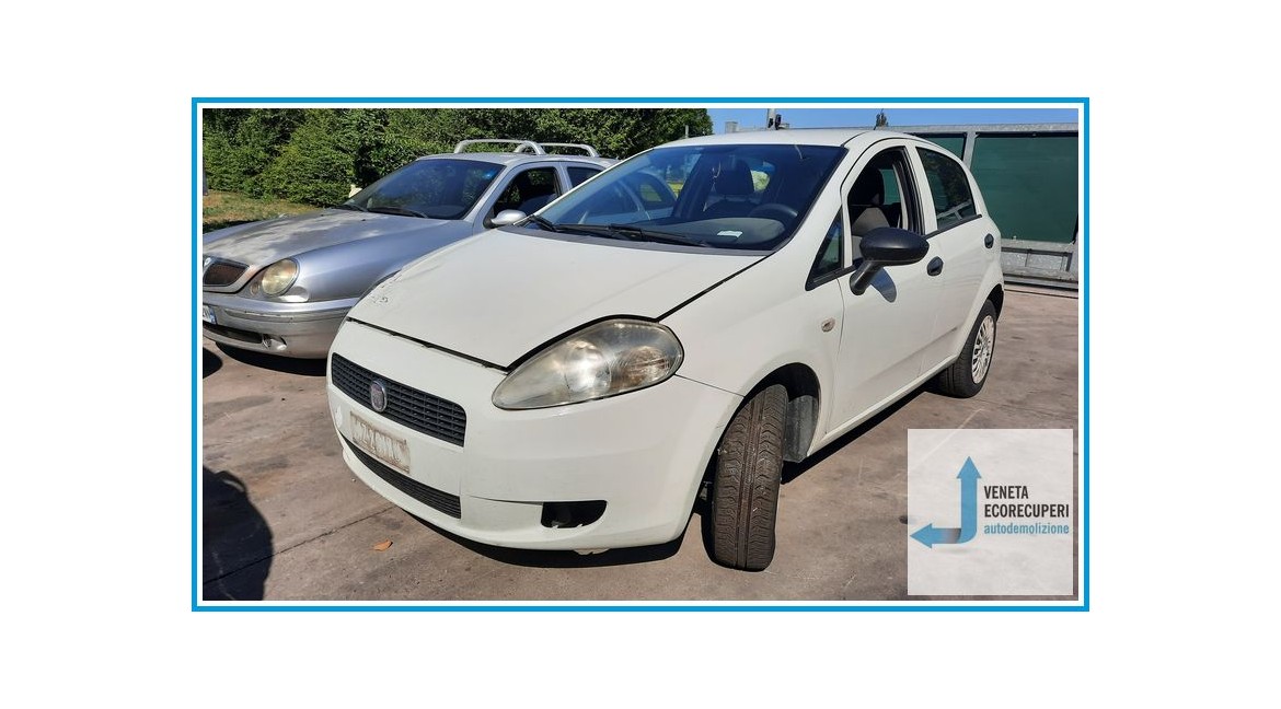 FIAT GRANDE PUNTO 3X del 2009 parti usate e ricambi