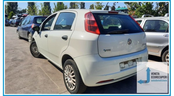 FIAT GRANDE PUNTO 3X del 2009 parti usate e ricambi