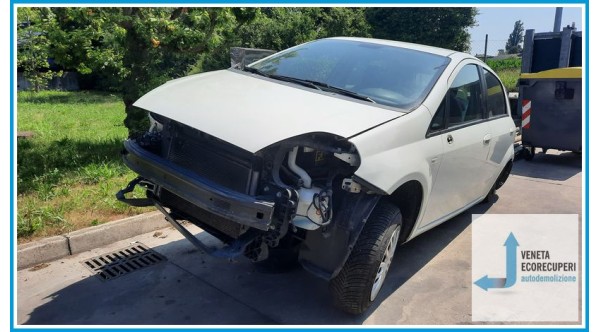 FIAT PUNTO 6U del 2013 parti usate e ricambi